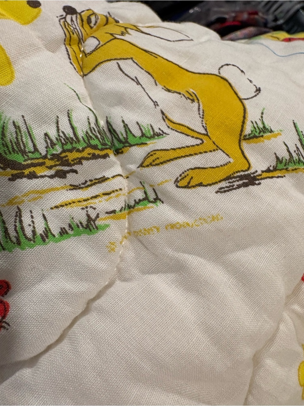 Vintage 1970’s Winnie the Pooh Disney Quilted Baby Blanket w/side Zipper - Picture 5 of 14